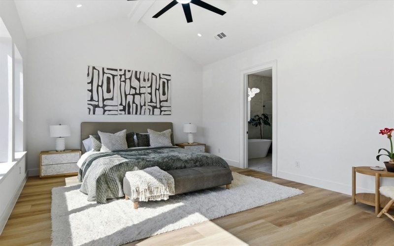 916 E Louisiana Drive, Dallas, TX 75216, 3 Bedrooms Bedrooms, ,3 BathroomsBathrooms,Residential,For Sale,916 E Louisiana Drive,0,21195725