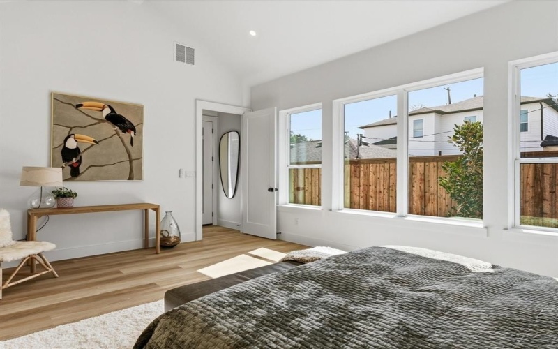 916 E Louisiana Drive, Dallas, TX 75216, 3 Bedrooms Bedrooms, ,3 BathroomsBathrooms,Residential,For Sale,916 E Louisiana Drive,0,21195725