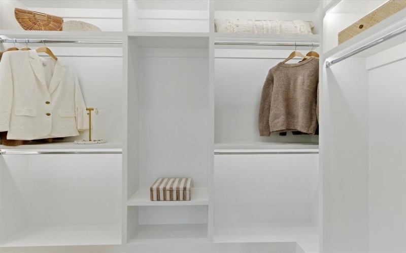 916 E Louisiana Drive, Dallas, TX 75216, 3 Bedrooms Bedrooms, ,3 BathroomsBathrooms,Residential,For Sale,916 E Louisiana Drive,0,21195725