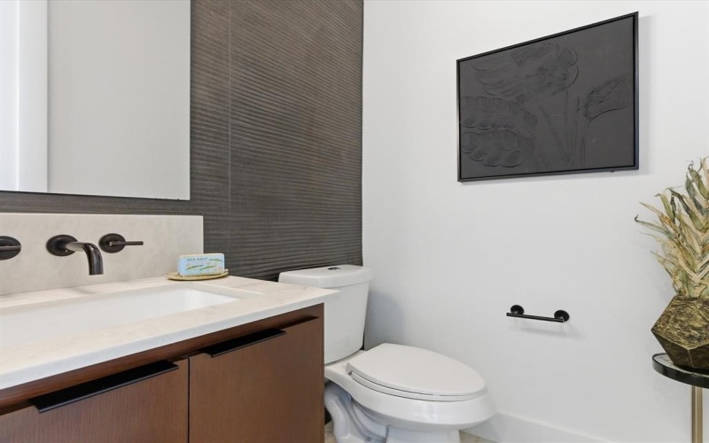 916 E Louisiana Drive, Dallas, TX 75216, 3 Bedrooms Bedrooms, ,3 BathroomsBathrooms,Residential,For Sale,916 E Louisiana Drive,0,21195725