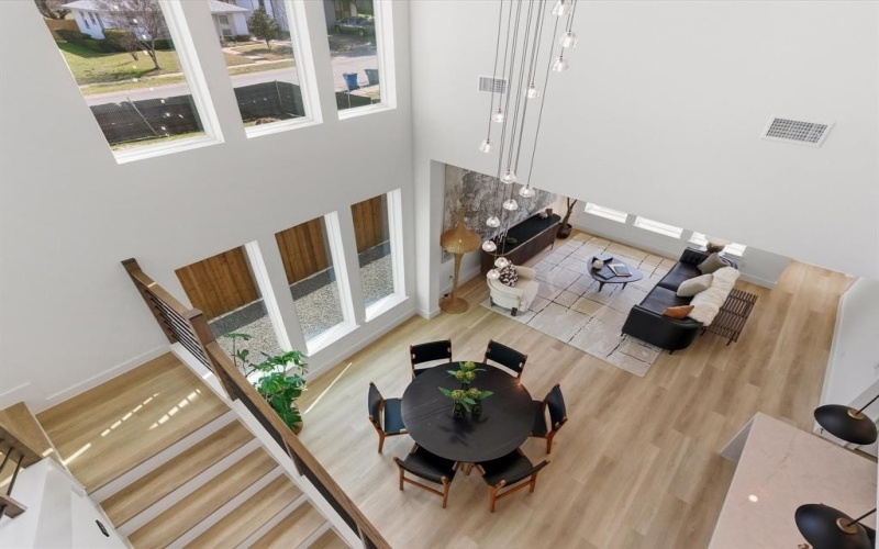 916 E Louisiana Drive, Dallas, TX 75216, 3 Bedrooms Bedrooms, ,3 BathroomsBathrooms,Residential,For Sale,916 E Louisiana Drive,0,21195725