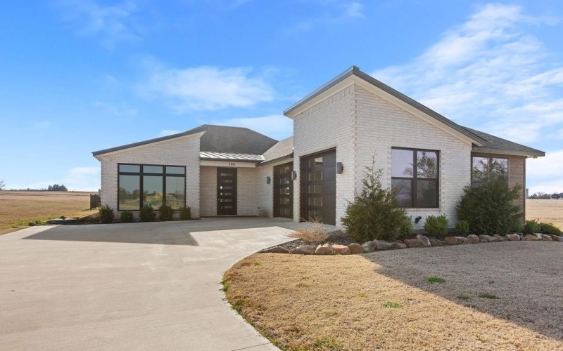 186 Desert Mountain Drive, Gordonville, TX 76245, 3 Bedrooms Bedrooms, ,2 BathroomsBathrooms,Residential,For Sale,186 Desert Mountain Drive,0,21195926