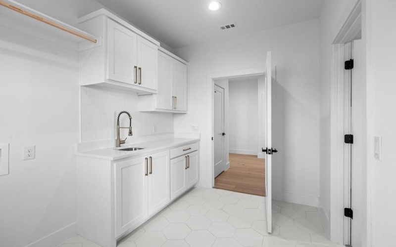 186 Desert Mountain Drive, Gordonville, TX 76245, 3 Bedrooms Bedrooms, ,2 BathroomsBathrooms,Residential,For Sale,186 Desert Mountain Drive,0,21195926