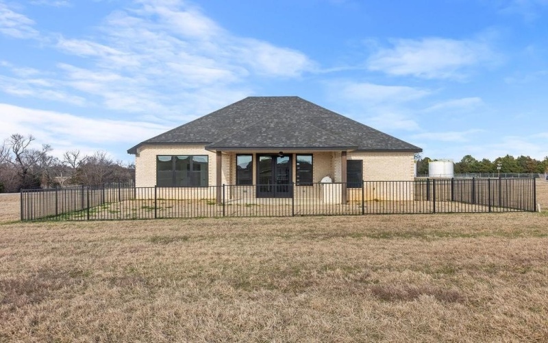 186 Desert Mountain Drive, Gordonville, TX 76245, 3 Bedrooms Bedrooms, ,2 BathroomsBathrooms,Residential,For Sale,186 Desert Mountain Drive,0,21195926
