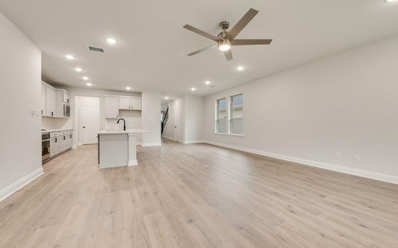 156 Ashbrook Street, Little Elm, TX 75068, 3 Habitaciones Habitaciones , ,2 BañosBaños,Residential,En Venta,156 Ashbrook Street,0,21196784