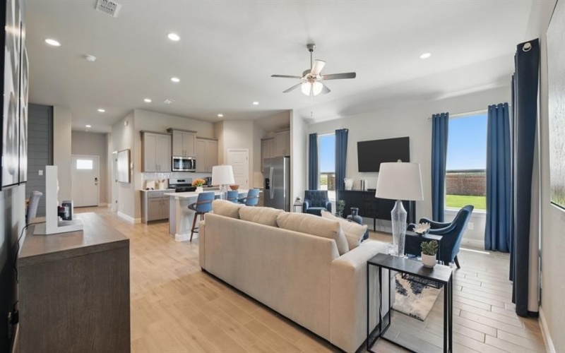 10801 BLACK ONYX Drive, Fort Worth, TX 76036, 5 Habitaciones Habitaciones , ,3 BañosBaños,Residential,En Venta,10801 BLACK ONYX Drive,0,21196841