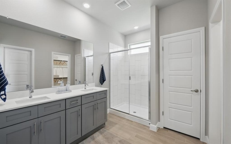 10801 BLACK ONYX Drive, Fort Worth, TX 76036, 5 Habitaciones Habitaciones , ,3 BañosBaños,Residential,En Venta,10801 BLACK ONYX Drive,0,21196841