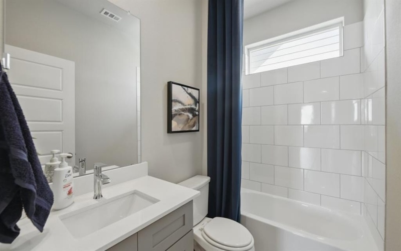 10801 BLACK ONYX Drive, Fort Worth, TX 76036, 5 Habitaciones Habitaciones , ,3 BañosBaños,Residential,En Venta,10801 BLACK ONYX Drive,0,21196841