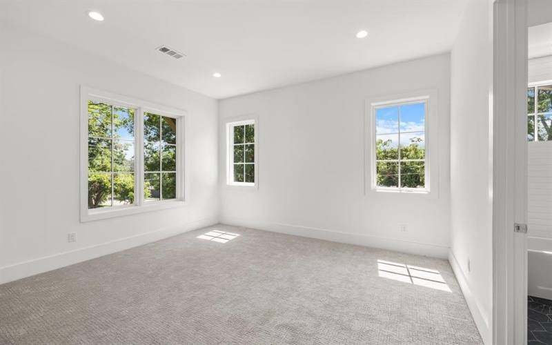 9111 Aldwick Drive, Dallas, TX 75238, 5 Bedrooms Bedrooms, ,7 BathroomsBathrooms,Residential,For Sale,9111 Aldwick Drive,0,21197494