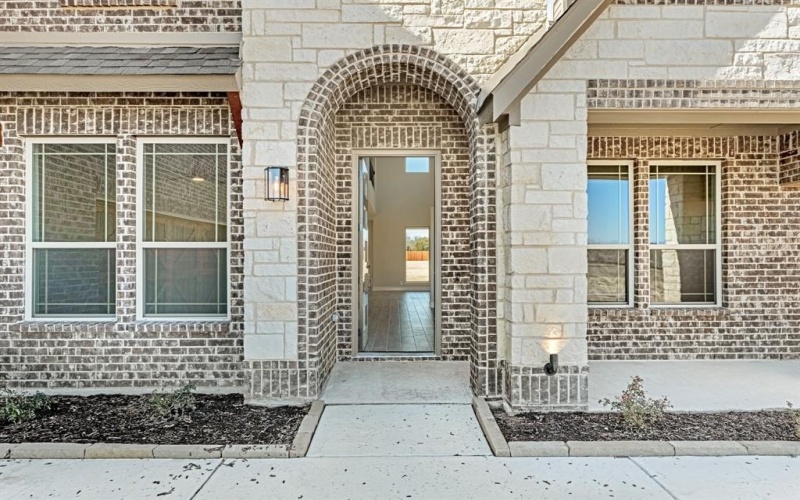 423 Crystal Lake Lane, Red Oak, TX 75154, 5 Bedrooms Bedrooms, ,5 BathroomsBathrooms,Residential,For Sale,423 Crystal Lake Lane,20703004