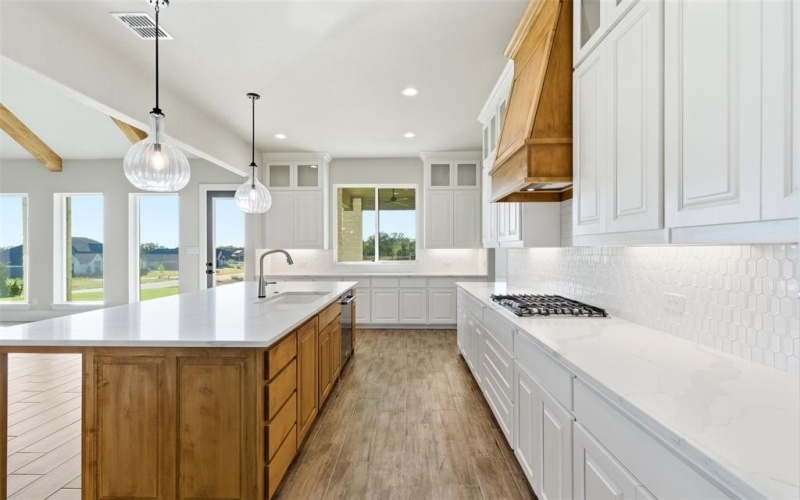 1027 Estancia Boulevard, Weatherford, TX 76088, 4 Habitaciones Habitaciones , ,3 BañosBaños,Residential,En Venta,1027 Estancia Boulevard,0,21198058