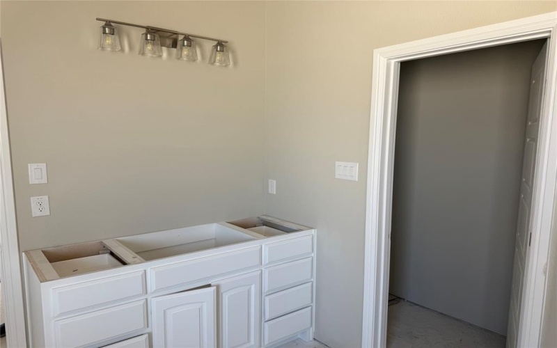 701 Broken Bow Lane, Cleburne, TX 76033, 3 Bedrooms Bedrooms, ,2 BathroomsBathrooms,Residential,For Sale,701 Broken Bow Lane,0,21198239