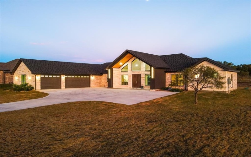 549 County Road 3152, Kempner, TX 76539, 4 Bedrooms Bedrooms, ,3 BathroomsBathrooms,Residential,For Sale,549 County Road 3152,0,21198295