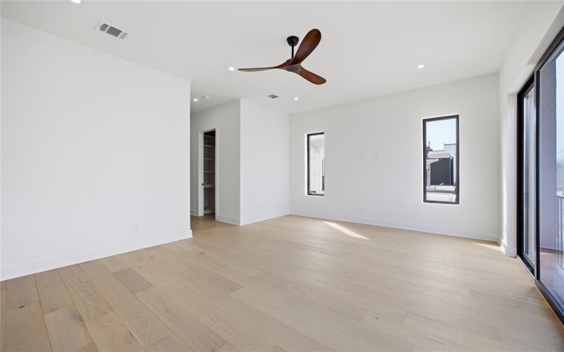 4220 MUNGER Avenue, Dallas, TX 75204, 3 Bedrooms Bedrooms, ,3 BathroomsBathrooms,Residential,For Sale,4220 MUNGER Avenue,0,21198365