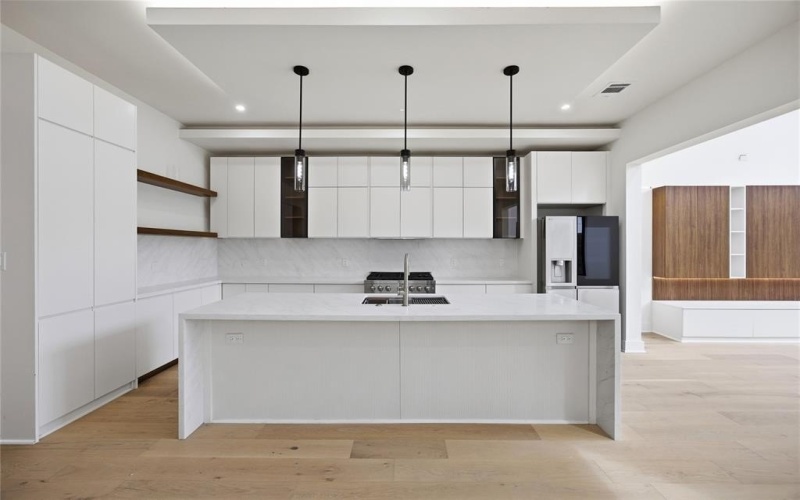 4220 MUNGER Avenue, Dallas, TX 75204, 3 Bedrooms Bedrooms, ,3 BathroomsBathrooms,Residential,For Sale,4220 MUNGER Avenue,0,21198365