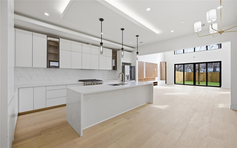 4220 MUNGER Avenue, Dallas, TX 75204, 3 Bedrooms Bedrooms, ,3 BathroomsBathrooms,Residential,For Sale,4220 MUNGER Avenue,0,21198365