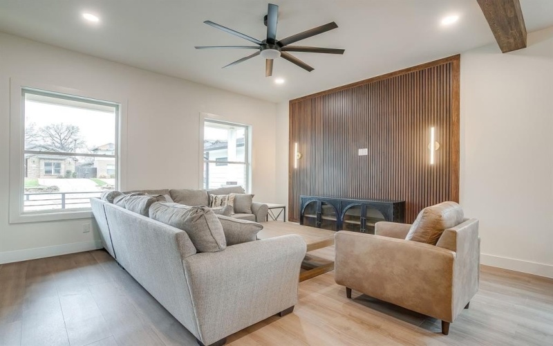 2705 Gordon Avenue, Fort Worth, TX 76110, 5 Habitaciones Habitaciones , ,6 BañosBaños,Residential,En Venta,2705 Gordon Avenue,0,21198474