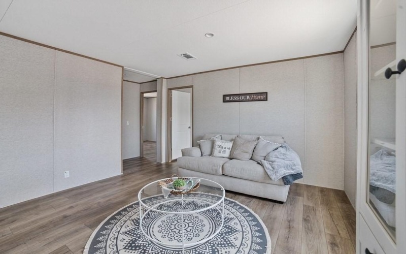 105 Beaver Creek Drive, Azle, TX 76020, 4 Bedrooms Bedrooms, ,2 BathroomsBathrooms,Residential,For Sale,105 Beaver Creek Drive,0,21199004