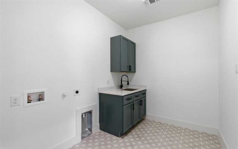 44 Roberts Run, Sherman, TX 75092, 4 Habitaciones Habitaciones , ,3 BañosBaños,Residential,En Venta,44 Roberts Run,0,21199197