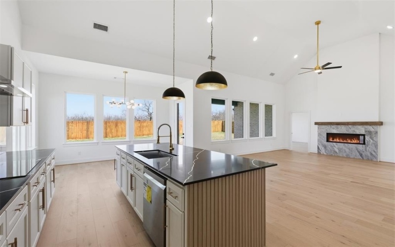 44 Roberts Run, Sherman, TX 75092, 4 Habitaciones Habitaciones , ,3 BañosBaños,Residential,En Venta,44 Roberts Run,0,21199197