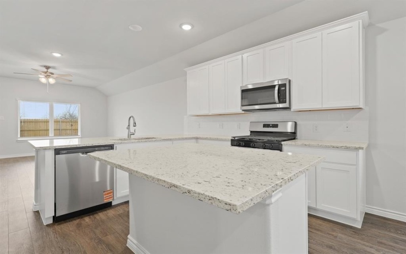 9236 Union Pacific Drive, Fort Worth, TX 76036, 4 Bedrooms Bedrooms, ,3 BathroomsBathrooms,Residential,For Sale,9236 Union Pacific Drive,0,21199200