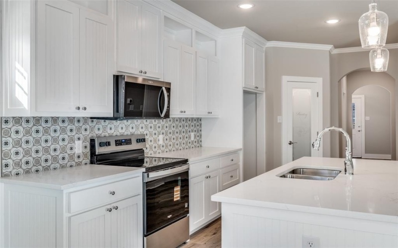 104 Market Street, Lake Dallas, TX 75065, 3 Bedrooms Bedrooms, ,2 BathroomsBathrooms,Residential,For Sale,104 Market Street,0,21199201