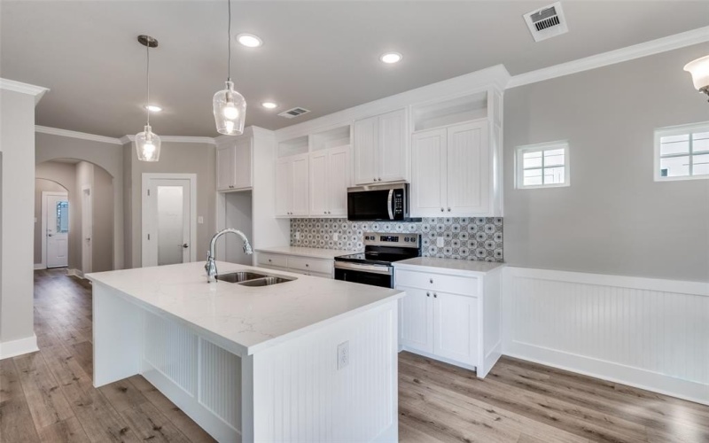 104 Market Street, Lake Dallas, TX 75065, 3 Bedrooms Bedrooms, ,2 BathroomsBathrooms,Residential,For Sale,104 Market Street,0,21199201