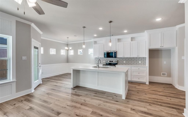 104 Market Street, Lake Dallas, TX 75065, 3 Bedrooms Bedrooms, ,2 BathroomsBathrooms,Residential,For Sale,104 Market Street,0,21199201