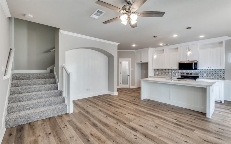 104 Market Street, Lake Dallas, TX 75065, 3 Bedrooms Bedrooms, ,2 BathroomsBathrooms,Residential,For Sale,104 Market Street,0,21199201