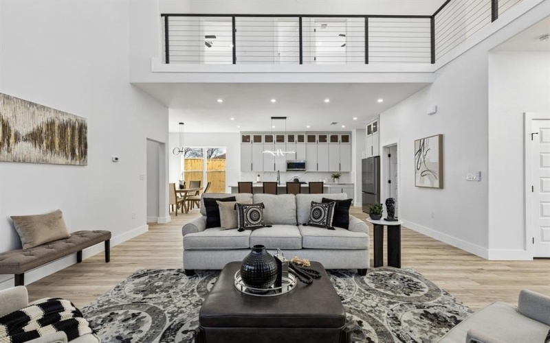 3510 Navaro Street, Dallas, TX 75212, 4 Bedrooms Bedrooms, ,3 BathroomsBathrooms,Residential,For Sale,3510 Navaro Street,0,21199276