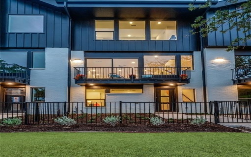 4109 N Reserve Circle, Addison, TX 75001, 3 Bedrooms Bedrooms, ,3 BathroomsBathrooms,Residential,For Sale,4109 N Reserve Circle,0,21199332