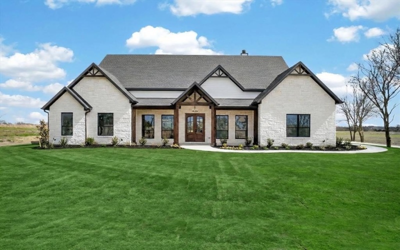 4945 County Road 1098, Celeste, TX 75423, 4 Bedrooms Bedrooms, ,3 BathroomsBathrooms,Residential,For Sale,4945 County Road 1098,0,21199359