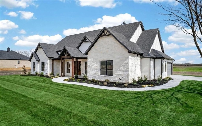 4945 County Road 1098, Celeste, TX 75423, 4 Bedrooms Bedrooms, ,3 BathroomsBathrooms,Residential,For Sale,4945 County Road 1098,0,21199359