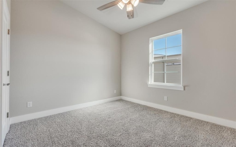 106 Market Street, Lake Dallas, TX 75065, 3 Bedrooms Bedrooms, ,2 BathroomsBathrooms,Residential,For Sale,106 Market Street,0,21199431