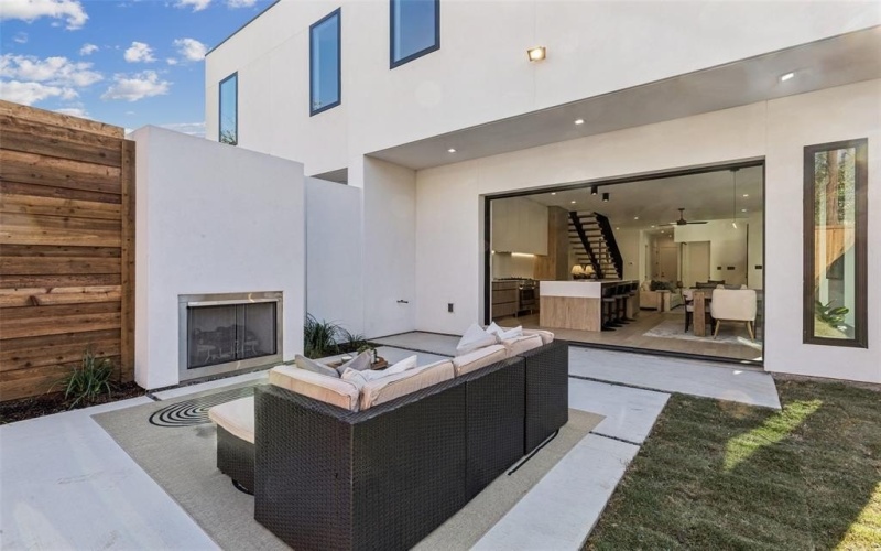 5635 Matalee Avenue, Dallas, TX 75206, 3 Bedrooms Bedrooms, ,2 BathroomsBathrooms,Residential,For Sale,5635 Matalee Avenue,0,21199489