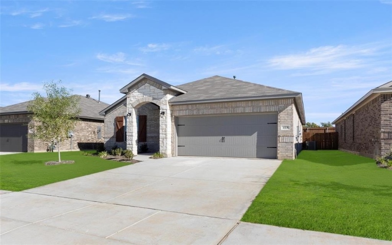 418 Comanche Drive, Cleburne, TX 76033, 3 Bedrooms Bedrooms, ,2 BathroomsBathrooms,Residential,For Sale,418 Comanche Drive,20703837