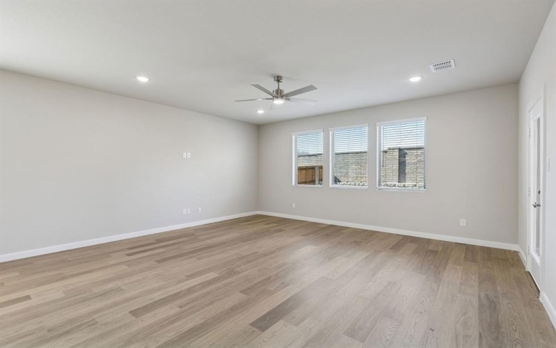 7716 Kingfisher Road, Aubrey, TX 76227, 5 Bedrooms Bedrooms, ,3 BathroomsBathrooms,Residential,For Sale,7716 Kingfisher Road,0,21199651