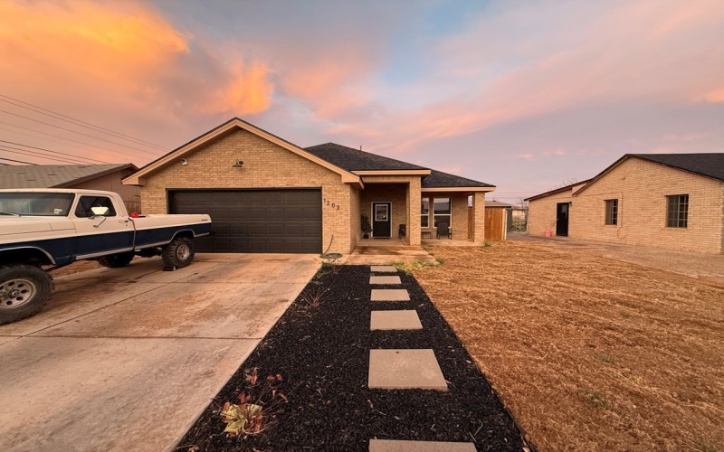 1203 Bluebonnet Ave, Odessa, TX 79761, 4 Bedrooms Bedrooms, ,2 BathroomsBathrooms,Residential,For Sale,1203 Bluebonnet Ave,0,169949