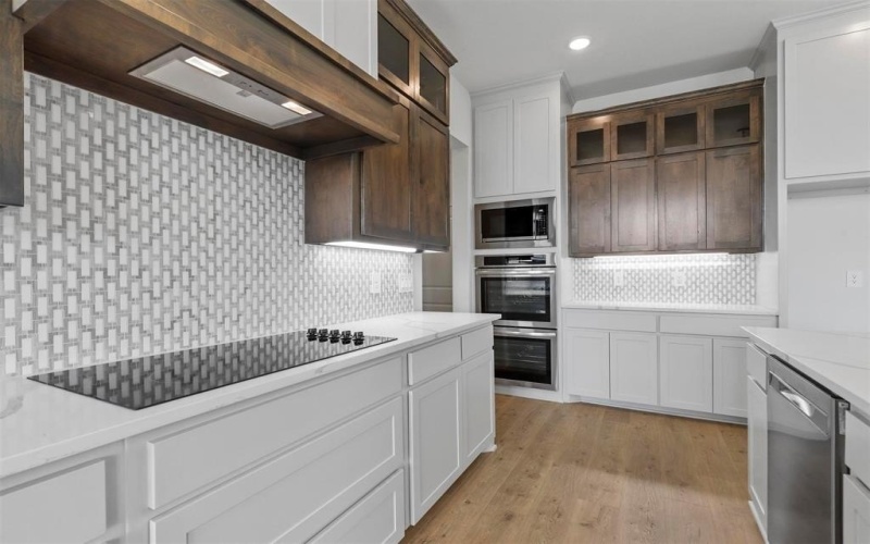 427 Red Bird, Springtown, TX 76082, 4 Habitaciones Habitaciones , ,3 BañosBaños,Residential,En Venta,427 Red Bird,20704107