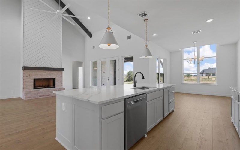 427 Red Bird, Springtown, TX 76082, 4 Habitaciones Habitaciones , ,3 BañosBaños,Residential,En Venta,427 Red Bird,20704107