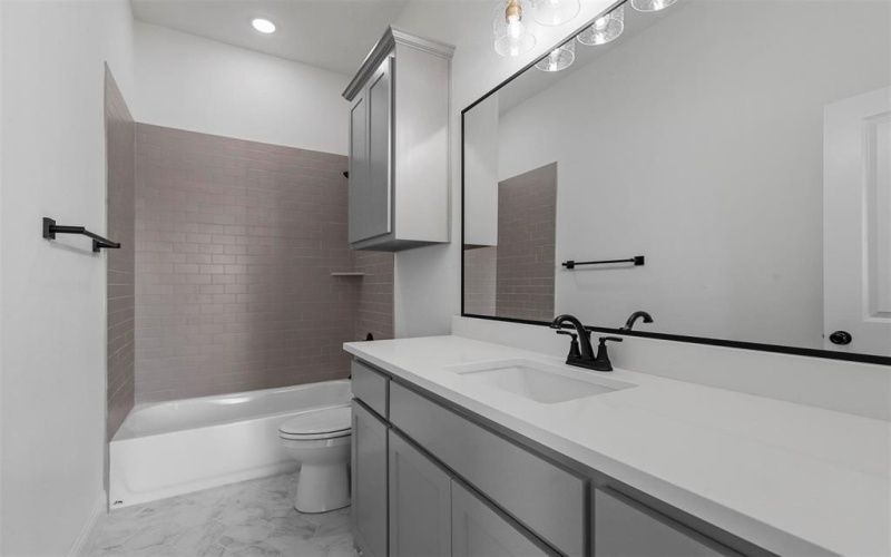 427 Red Bird, Springtown, TX 76082, 4 Habitaciones Habitaciones , ,3 BañosBaños,Residential,En Venta,427 Red Bird,20704107