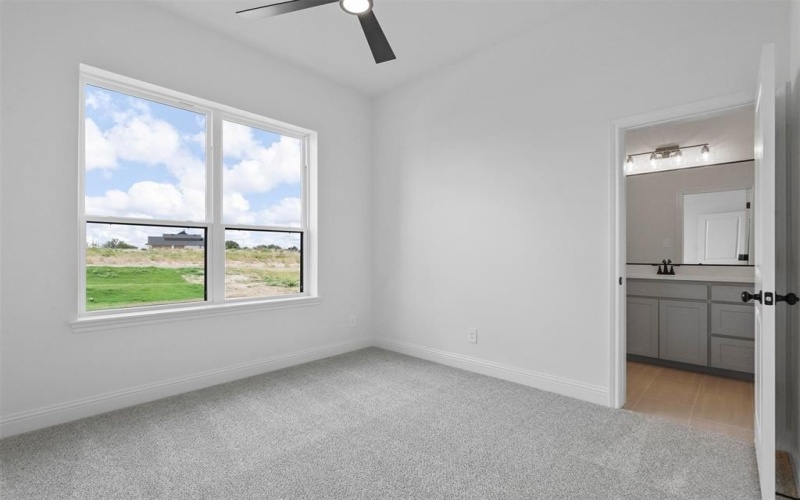 427 Red Bird, Springtown, TX 76082, 4 Habitaciones Habitaciones , ,3 BañosBaños,Residential,En Venta,427 Red Bird,20704107