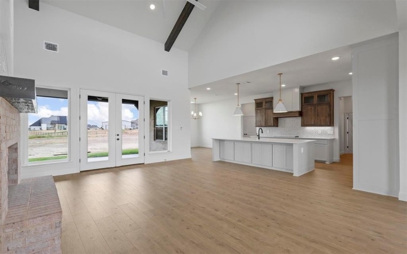 427 Red Bird, Springtown, TX 76082, 4 Habitaciones Habitaciones , ,3 BañosBaños,Residential,En Venta,427 Red Bird,20704107