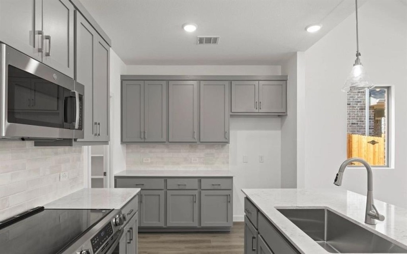 4301 Crossvine Lane, Melissa, TX 75454, 4 Bedrooms Bedrooms, ,3 BathroomsBathrooms,Residential,For Sale,4301 Crossvine Lane,0,21199810