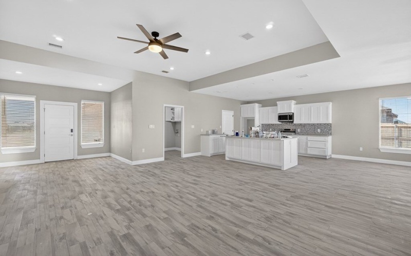 13215 E County Rd 110, Midland, TX 79706, 3 Habitaciones Habitaciones , ,2 BañosBaños,Residential,En Venta,13215 E County Rd 110,0,50091197