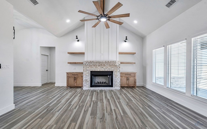 2105 S County Rd 1059, Midland, TX 79706, 4 Bedrooms Bedrooms, ,3 BathroomsBathrooms,Residential,For Sale,2105 S County Rd 1059,0,50091225