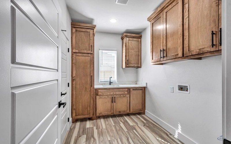 2105 S County Rd 1059, Midland, TX 79706, 4 Bedrooms Bedrooms, ,3 BathroomsBathrooms,Residential,For Sale,2105 S County Rd 1059,0,50091225