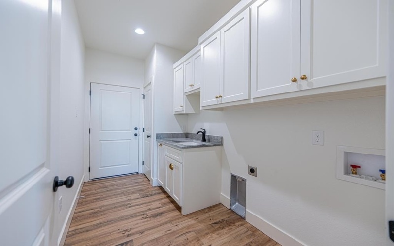 1813 N County Rd 1112, Midland, TX 79706, 4 Bedrooms Bedrooms, ,3 BathroomsBathrooms,Residential,For Sale,1813 N County Rd 1112,0,50091330