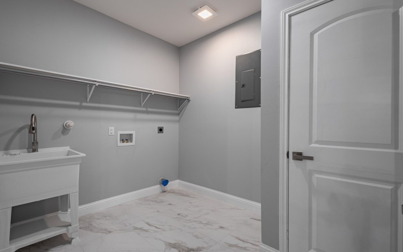 2713 Natalia Drive, Eagle Pass, TX 78852, 4 Habitaciones Habitaciones , ,2 BañosBaños,Residential,En Venta,2713 Natalia Drive,0,83164