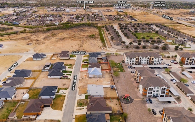 2713 Natalia Drive, Eagle Pass, TX 78852, 4 Habitaciones Habitaciones , ,2 BañosBaños,Residential,En Venta,2713 Natalia Drive,0,83164